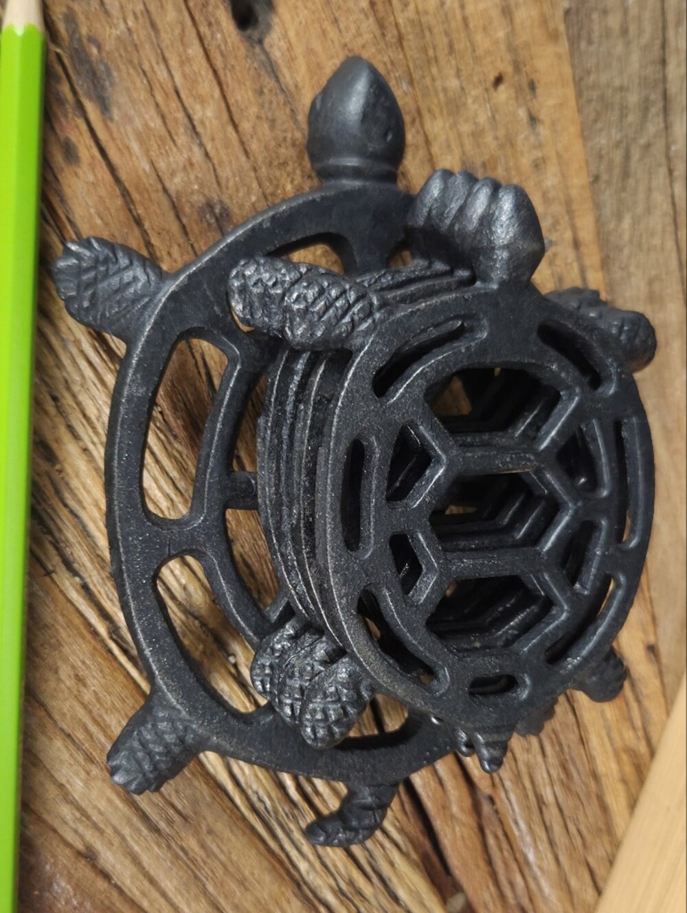 Vintage Cast Iron Turtle Family Trivet Set. 5 Pieces.